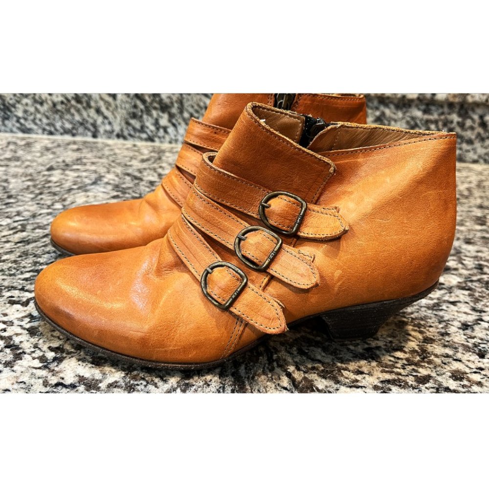 FIORENTINI + BAKER  STRAPPY ZIP ANKLE BOOTIES 36 6